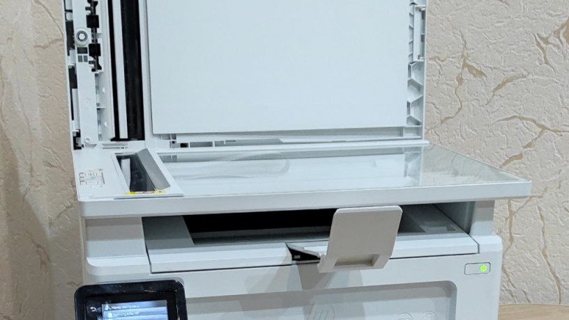 lazernii-z-wi-fi-merezevii-mfu-hp-laserjet-pro-mfp-m130fw-kabeli-big-2