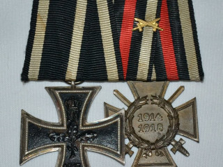Парадная колодка. Железный крест 2 класса и Крест Гинденбурга с мечами
