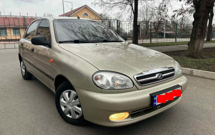 deo-lanos-xetcbek-2011g-avtomat-big-0