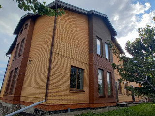 Продам. Дом 300 м.кв. 10 соток. Краснополье. ул.Зеркальная.