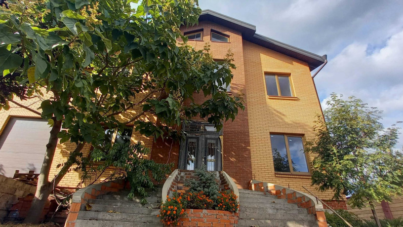 prodam-dom-300-mkv-10-sotok-krasnopole-ulzerkalnaia-big-6