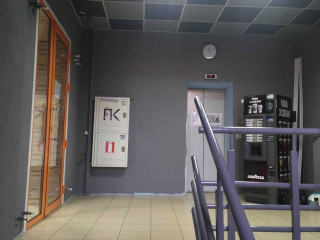 Продам офис 82 м.кв., 4/8, пр.Пушкина (Леси Украинки)