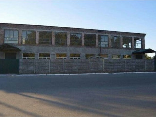 Продам отдельно стоящее здание Черниговская область, г.Ичня 990 кв.м.