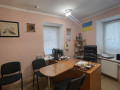 prodam-3-kimnatnii-kvartiru-v-centri-small-6
