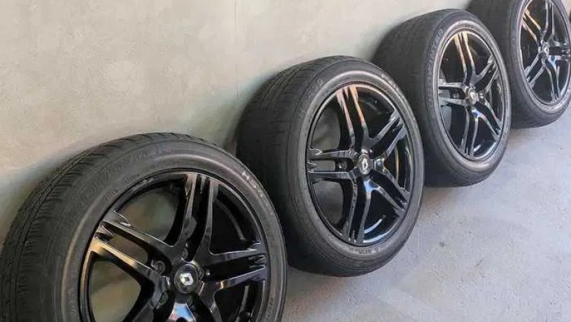 diski-1143x5-r18-sini-falken-hs439-225-55-r18-big-0