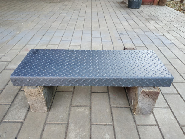 stupen-riflenaia-lestnicnaia-metalliceskaia-800x240-mm-big-1