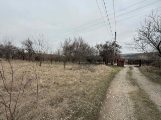 Продам дачну ділянку поряд з Антонівськими ставками.