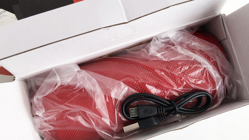 bluetooth-kolonka-tg-117-portativna-vologostiika-kolir-cornii-big-3