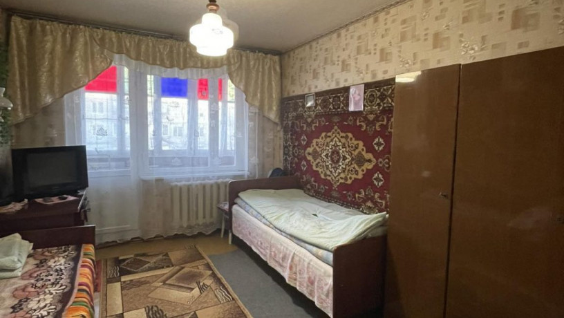 proponuiu-kupiti-2-kimnatnu-kvartiru-v-m-pavlograd-r-n-ximzavod-big-1