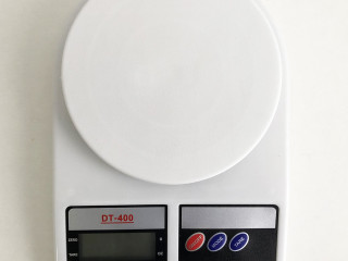 Ваги кухонні електронні Domotec SF-400 з LCD дисплеєм Білі до 10 кг