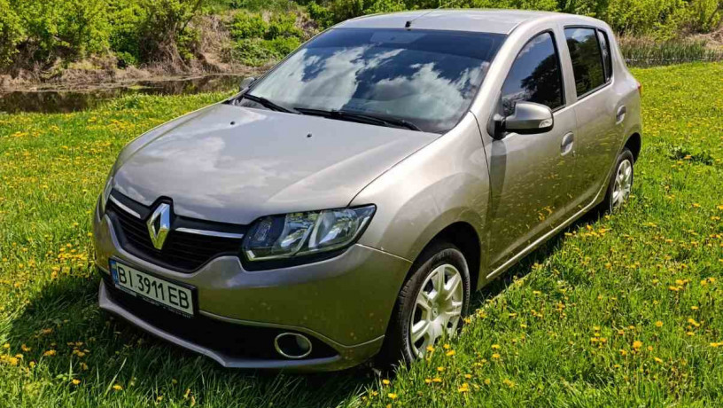 renault-sandero-2013-r-gazbenzin-big-3