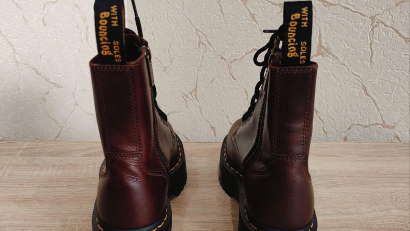 botinki-dr-martens-vegan-jadon-ii-cherry-red-oxford-rub-off-39r27-sm-big-2