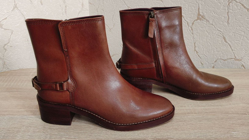 skiriani-botinki-franco-sarto-womens-l-colt-ankle-boot-39r27-sm-big-2