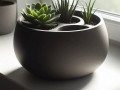dizainerskii-gorshhik-dlia-kvitiv-small-0