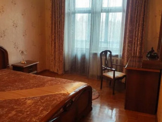 Сдам. 3-к.кв. 3/5, нагорный район, ул.Героев Крут (Фурманова)