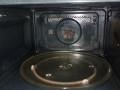 mikroxvilyova-pic-z-konvekcijeiu-ta-grilem-samsungce103vr-torg-prisutnii-small-2