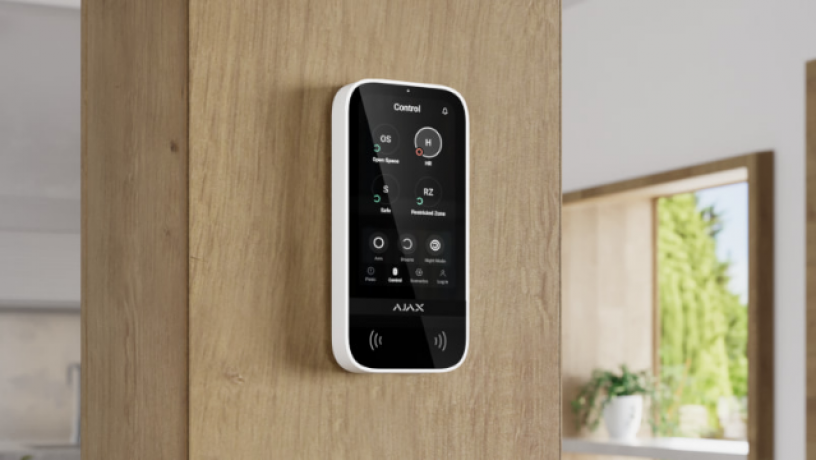 ajax-keypad-touchscreen-big-0