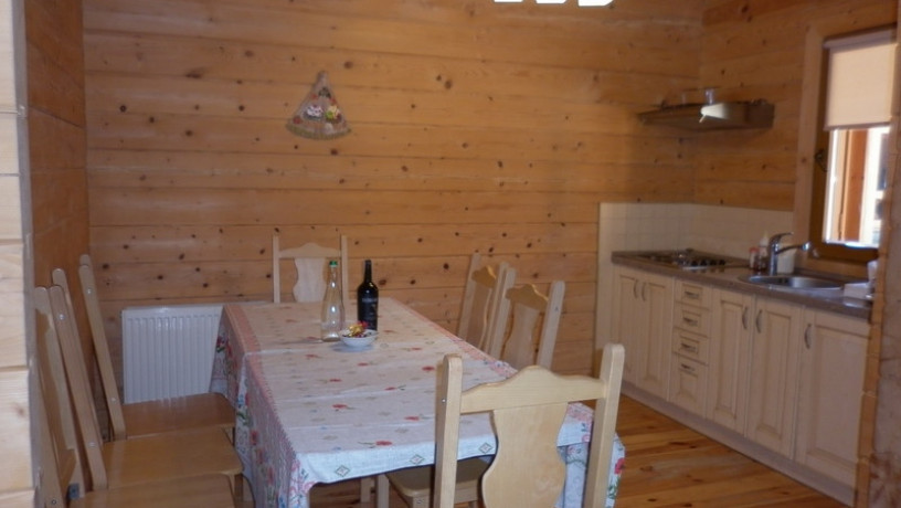 prodaz-diiucoyi-bazi-vidpocinku-v-slavske-karpati-big-5