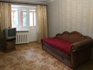 Сдам приличную 1 комнатную квартиру на Черемушках улица Варненская