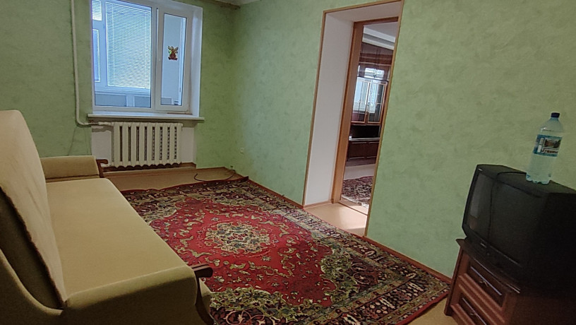 arenda-trexkomnatnoi-kvartiry-v-mikroraione-solianye-big-3