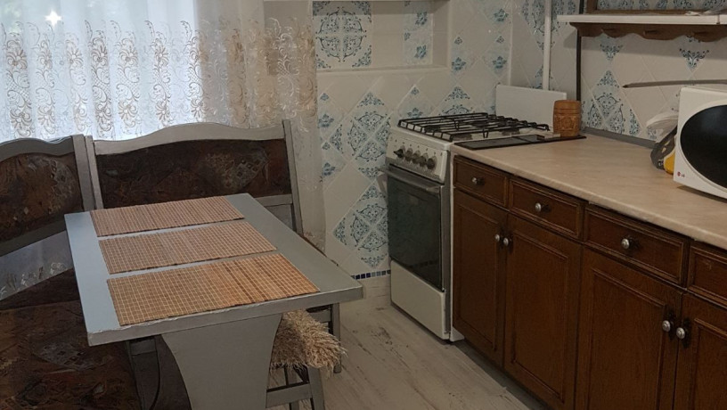 zdam-3-kim-kvartiru-podil-pl-kontraktova-vul-spaska-2123-big-2