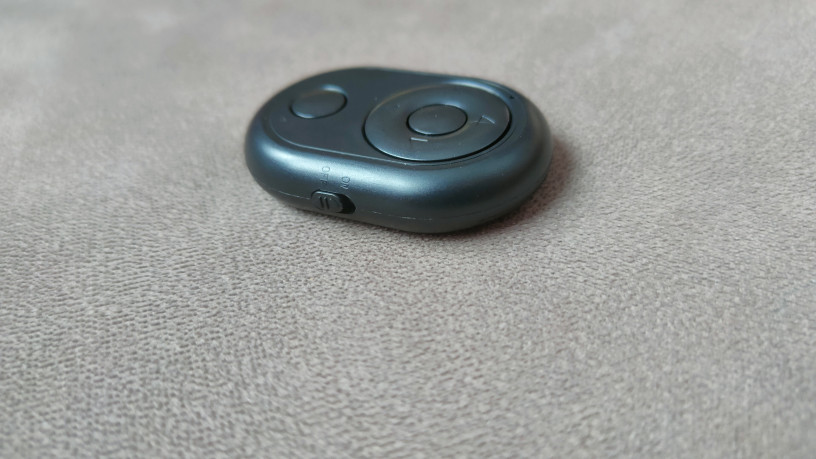 bluetooth-pult-dlia-distancionnogo-perekliuceniia-video-v-tik-toke-big-5