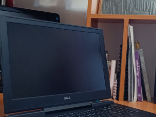 Ноутбук Dell inspiron 15 7577