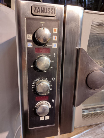parokonvekciina-pic-zanussi-6ur-big-3