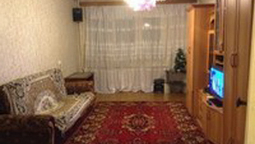 zdam-3-x-kimn-kvartiru-na-97-kvartali-big-4