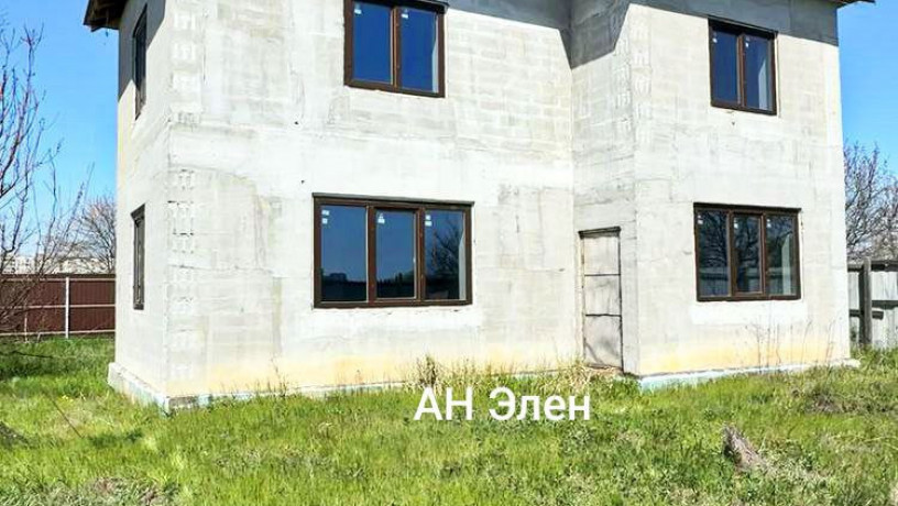 novyi-dom-s-podvalom-v-leskax-big-1