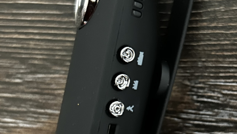 portativna-minikamera-dv007-hd-1080p-mini-videorejestrator-500-mah-big-4