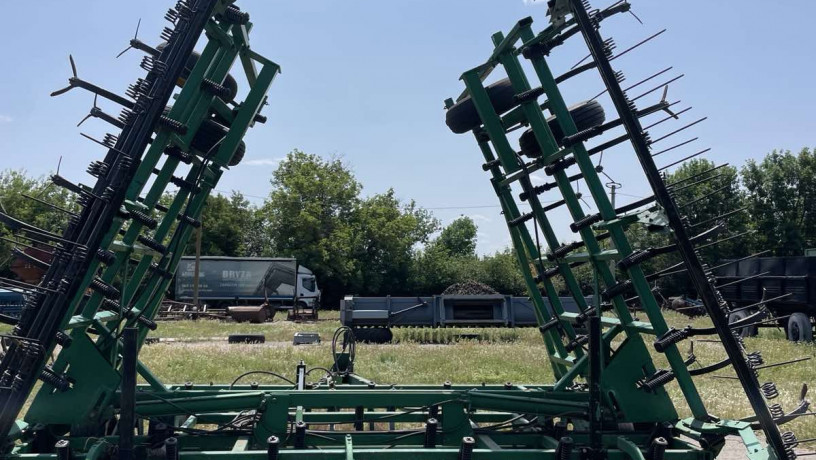 kultivator-john-deere-960-big-2