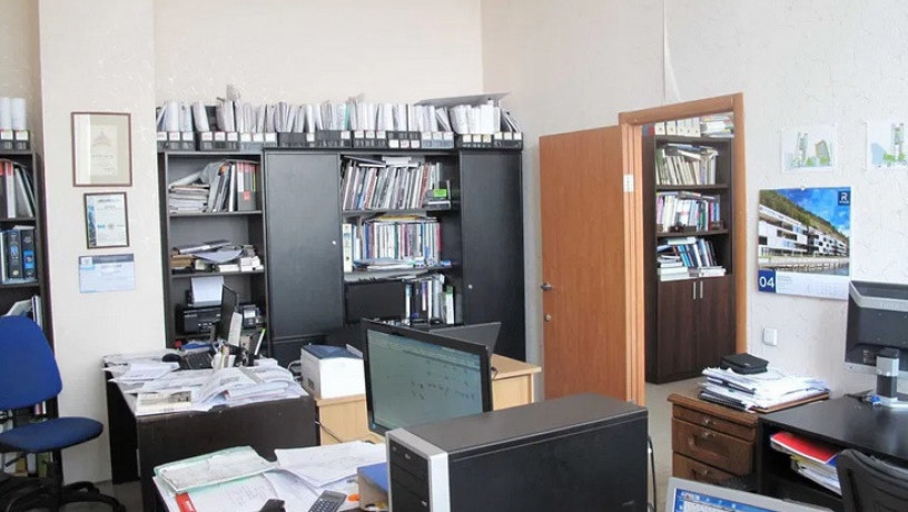 zdam-ofis-60-mkv-kut-prlesi-ukrayinki-ta-vul-nadiyi-aleksjejenko-big-4