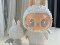 originalnii-personaz-iz-seriyi-labubu-small-3