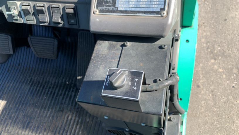 pogruzcik-mitsubishi-2020-goda-s-peckoi-model-fge15t-big-6
