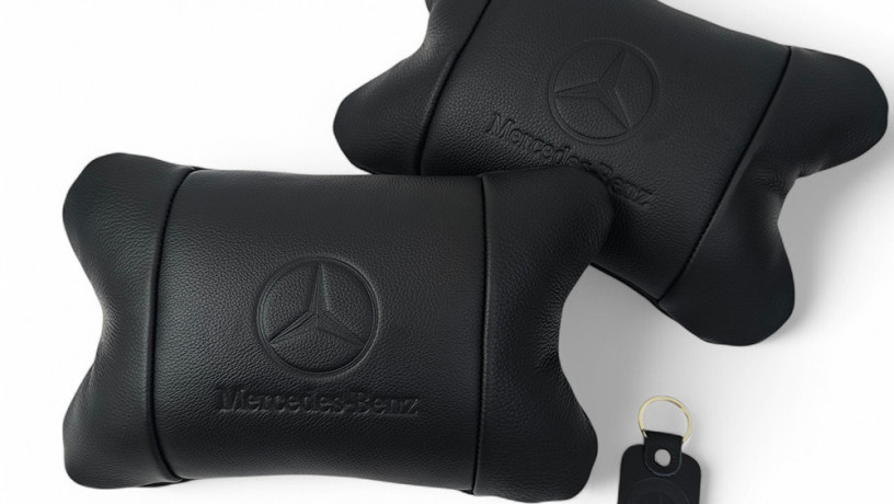nabor-kozannyx-podusek-mercedes-benz-brelok-v-podarokpoduska-na-podgolovnik-big-1