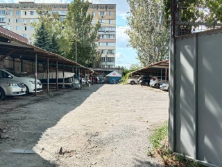 Продам автостоянку 12 соток. Район вул.Калинова