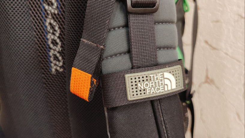 originalnii-velikii-turisticnii-riukzak-the-north-face-terra-40-litriv-big-1