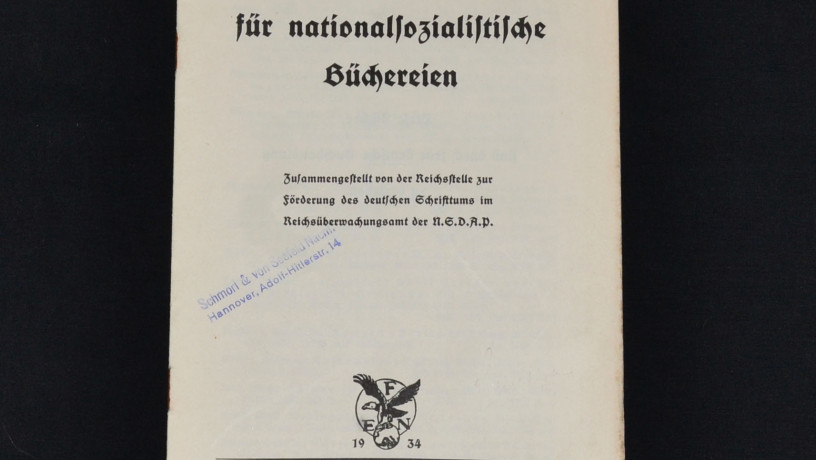 bukletpervye-sto-knig-dlia-bibliotek-nacional-socializma-big-0