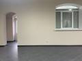prodaz-komerciinogo-primishhennia-v-centri-97-m2-small-1
