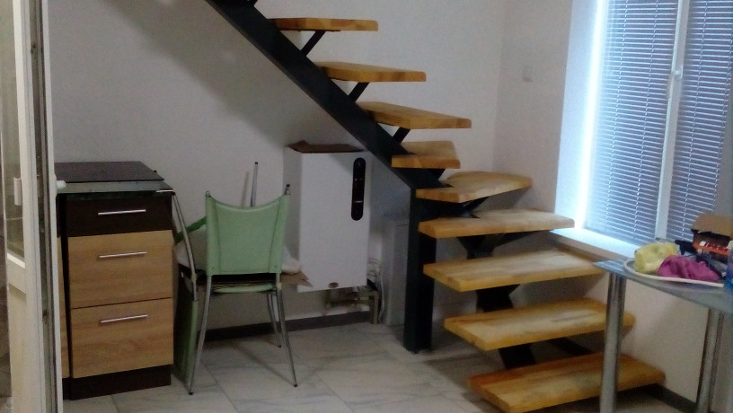 arenda-odnokomnatnoi-dvuxurovnevoi-kvartiry-v-centre-big-4