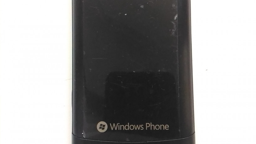lg-e900-optimus-7-big-3