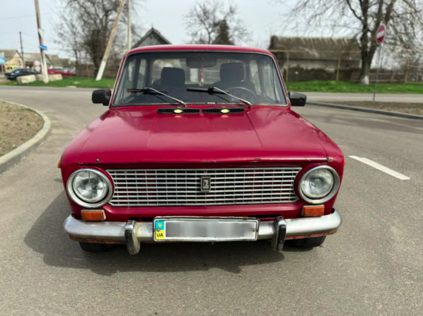 vaz-2101-1974g-13-benzin-big-2