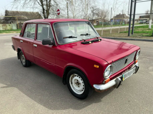 vaz-2101-1974g-13-benzin-big-0