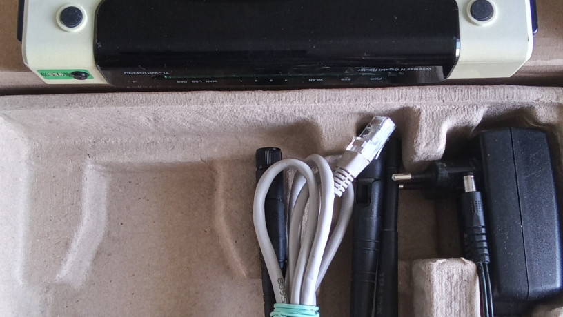 wifi-router-router-24-ghz-tplink-model-tlwr1043nd-4lan-rj45-dc-cable-55-9v-12v-big-1