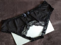 eroticni-trusiki-z-dostupom-zzadu-small-0