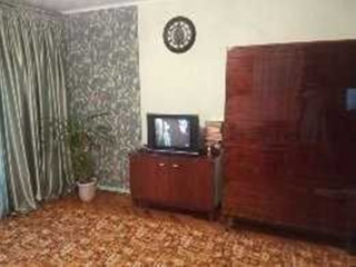 Продам. 1-к.кв. 4/9, ж/м Сонячний, вул.Прогресивна.
