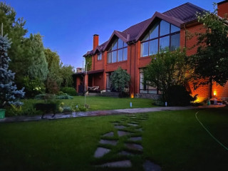 Продам. Будинок 400 м.кв. 8 соток. АНД район, вул.Новочеркаська