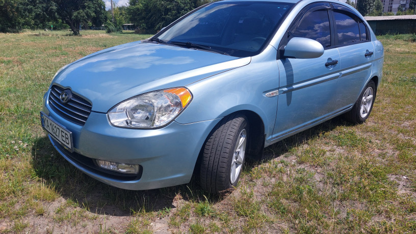 hyundai-accent-v-cudovomu-stani-big-5