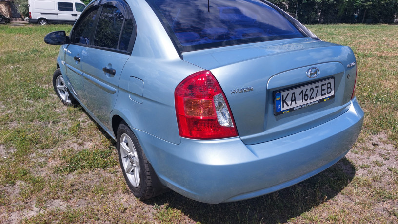 hyundai-accent-v-cudovomu-stani-big-3